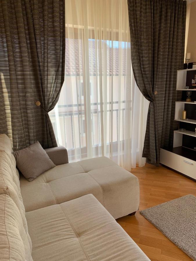Lastochka.Mne Apartments Baošići Extérieur photo