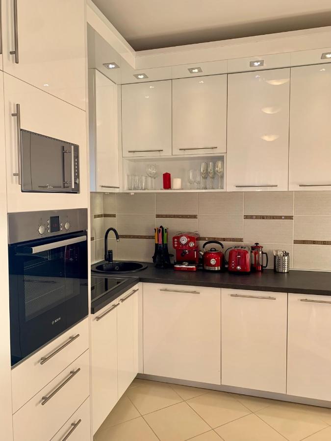 Lastochka.Mne Apartments Baošići Extérieur photo