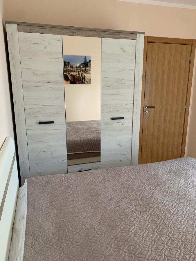 Lastochka.Mne Apartments Baošići Extérieur photo